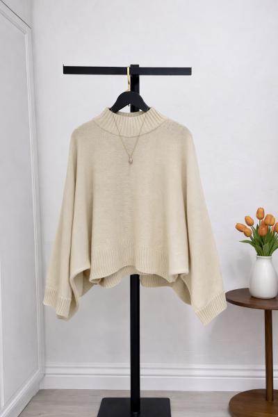 Geniş Kol Yarasa Kazak Ekrubeyaz  Ekru